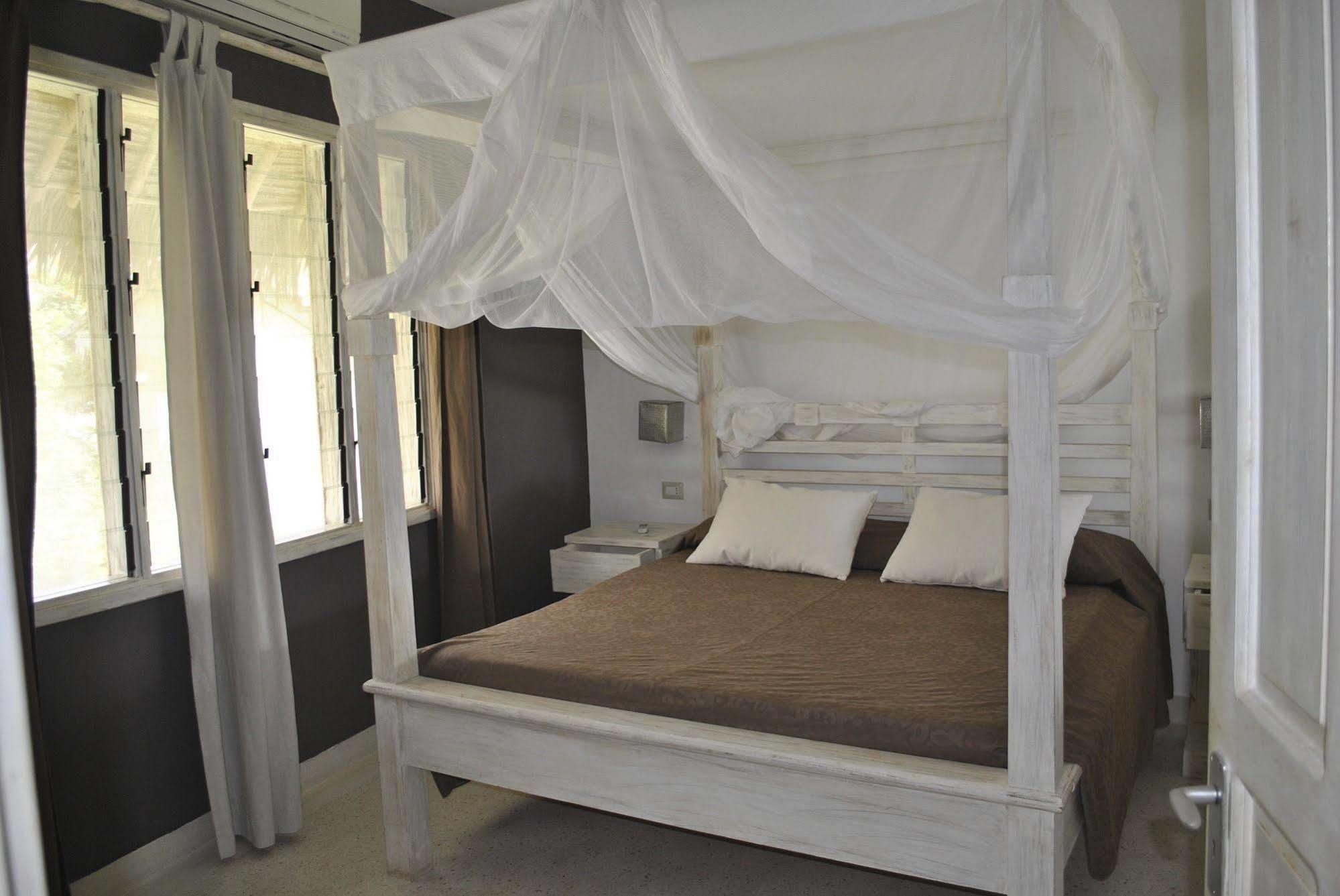 Kola Beach Resort Mambrui Екстер'єр фото